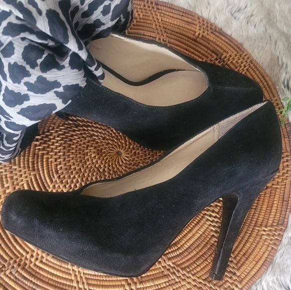 Stylish suede pumps 7 M - Picture 1 of 9